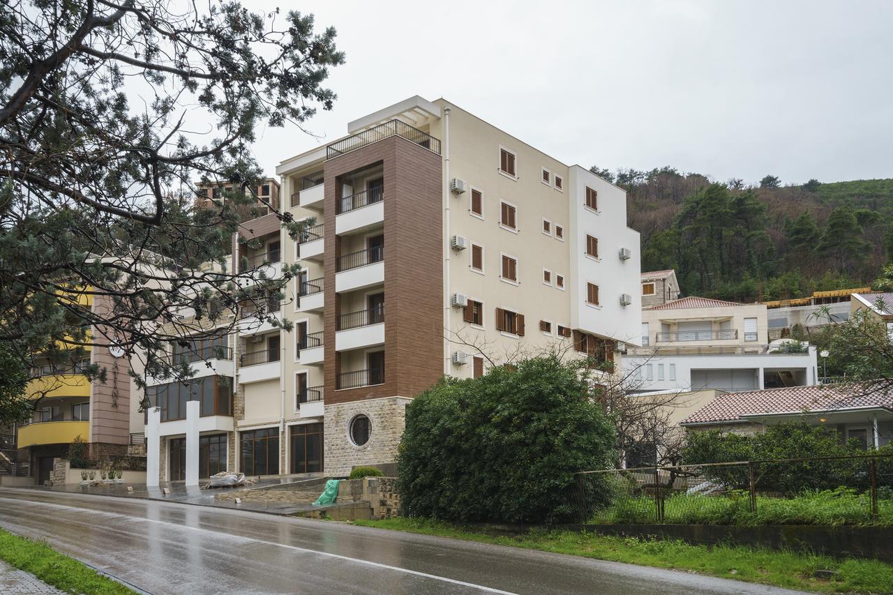 Apartments Lora Jadranskij Put Budva Exterior photo
