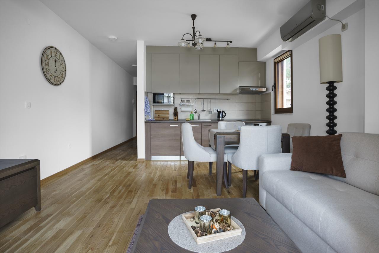 Apartments Lora Jadranskij Put Budva Exterior photo